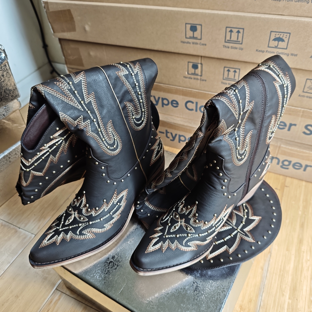 Embroidered Black and Tan Heeled Boots